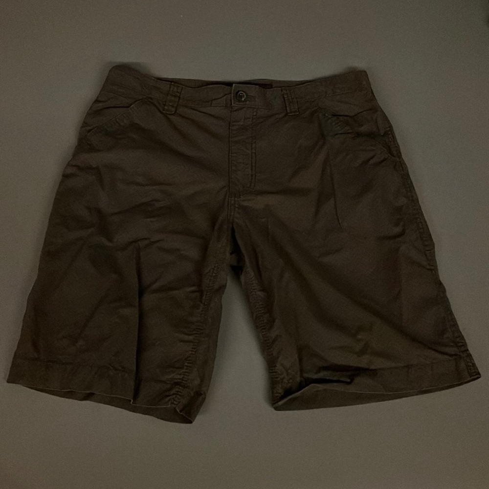 Old Navy shorts Men’s size 34”